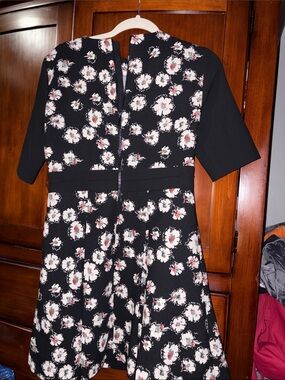 Zara Woman Black Floral Long-Sleeve Dress with White and Red Accents